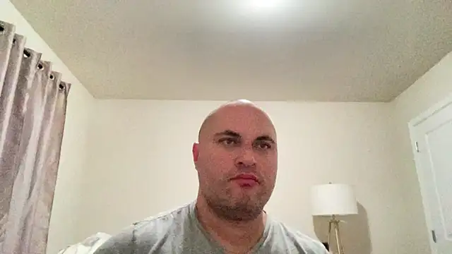 Snapshot of SluggishChase99 chatting on 12-12-24, 01:53 SluggishChase99 online show from 12-12-24, 01:53