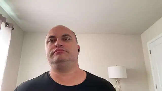 Snapshot of SluggishChase99 chatting on 09-30-25, 03:28 SluggishChase99 online show from 09-30-25, 03:28