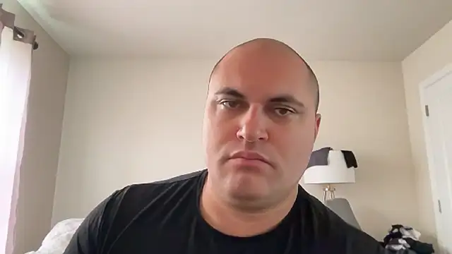 Snapshot of SluggishChase99 chatting on 10-11-25, 04:16 SluggishChase99 online show from 10-11-25, 04:16