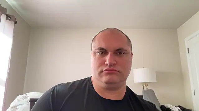 Snapshot of SluggishChase99 chatting on 10-16-25, 03:02 SluggishChase99 online show from 10-16-25, 03:02