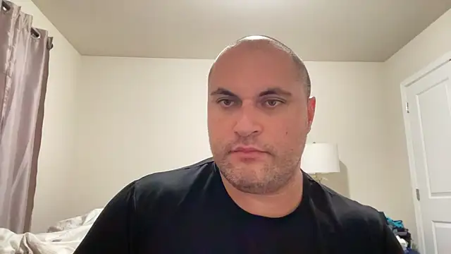 Snapshot of SluggishChase99 chatting on 11-11-25, 12:21 SluggishChase99 online show from 11-11-25, 12:21