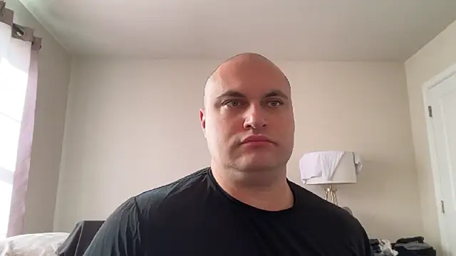 Snapshot of SluggishChase99 chatting on 12-01-25, 11:32 SluggishChase99 online show from 12-01-25, 11:32