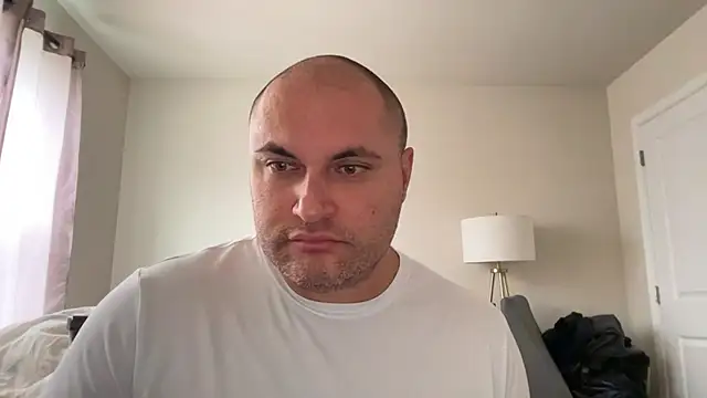 Snapshot of SluggishChase99 chatting on 12-05-25, 04:14 SluggishChase99 online show from 12-05-25, 04:14