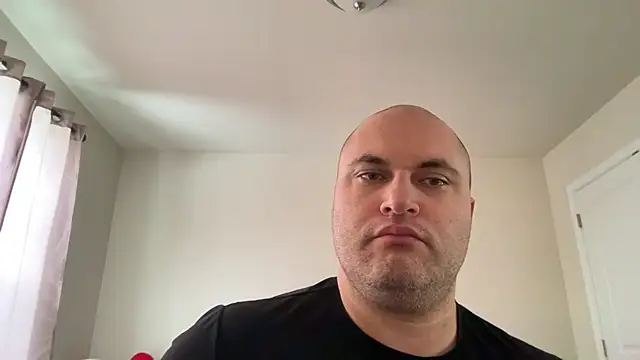 SluggishChase99 online show from 02-11-26, 04:01