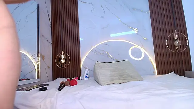 dahianthompson online show from 02-26-25, 01:11