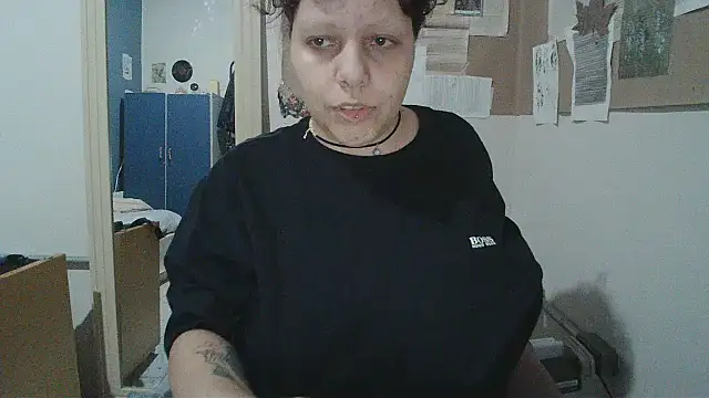 bbyedarling online show from 10-19-25, 02:34