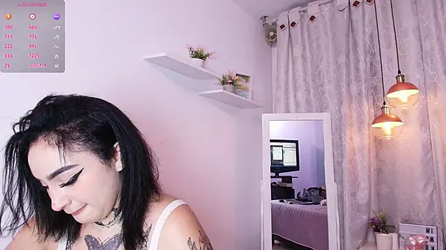 bella-green online show from 12-30-24, 07:11