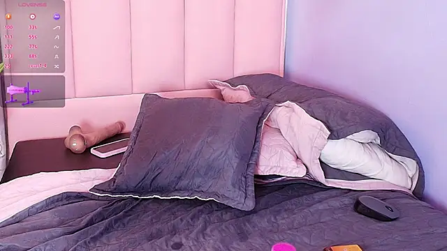 bella-green online show from 03-08-25, 10:24