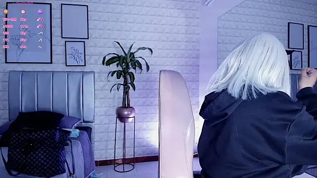 bella-green online show from 09-24-25, 07:06