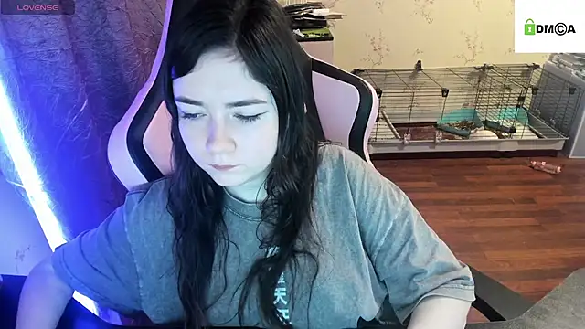 Crazy forest fairy online show from 03-09-25, 04:16