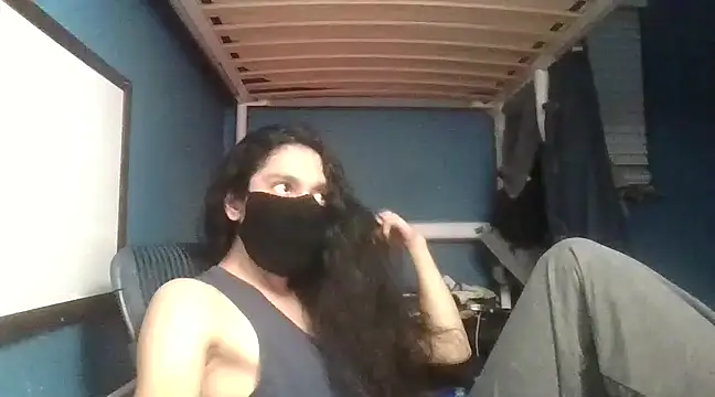 Flappywig online show from 02-26-25, 06:37