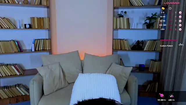 Hayle Hill online show from 03-02-25, 02:19