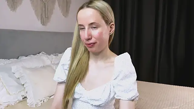 Cassie Kelman online show from 04-06-26, 09:27