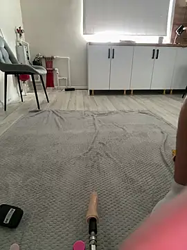 Snapshot of -BalanCe- chatting on 03-19-25, 08:45 -BalanCe- online show from 03-19-25, 08:45