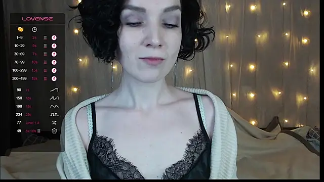 Snapshot of TinaWince chatting on 12-14-24, 04:56 TinaWince online show from 12-14-24, 04:56