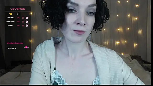 Snapshot of TinaWince chatting on 01-03-25, 08:10 TinaWince online show from 01-03-25, 08:10