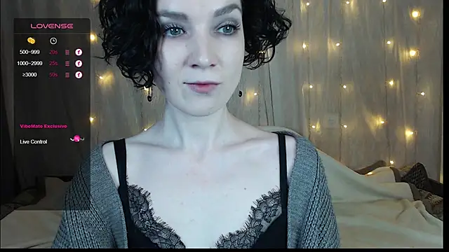 Snapshot of TinaWince chatting on 01-15-25, 04:57 TinaWince online show from 01-15-25, 04:57