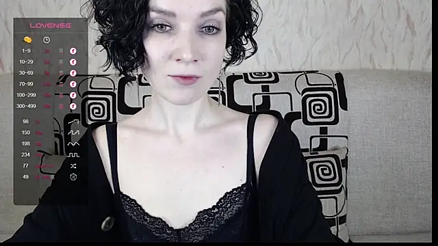 Snapshot of TinaWince chatting on 02-07-25, 05:52 TinaWince online show from 02-07-25, 05:52