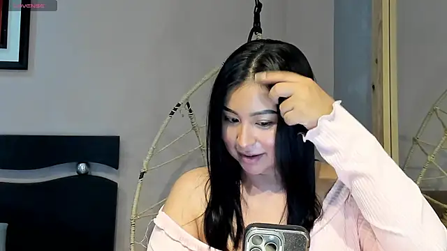  alaiasmile  online show from 09-22-25, 04:09