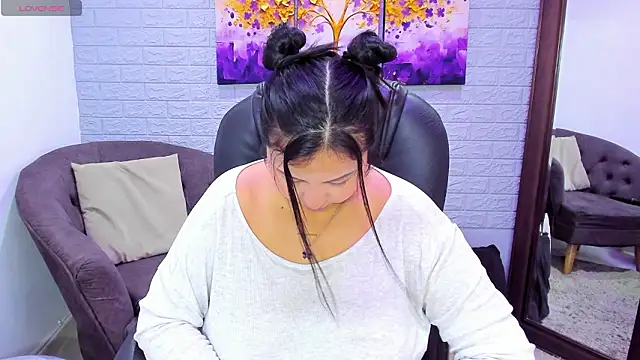  alaiasmile  online show from 03-16-26, 04:33