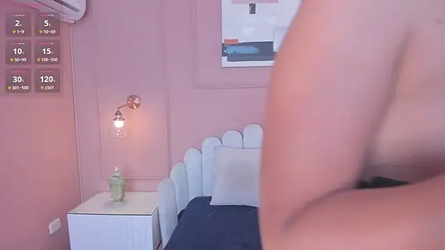 Snapshot of mara_brooks chatting on 02-04-25, 08:49 mara brooks online show from 02-04-25, 08:49