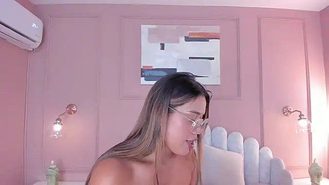 Snapshot of mara_brooks chatting on 03-09-25, 07:05 mara brooks online show from 03-09-25, 07:05