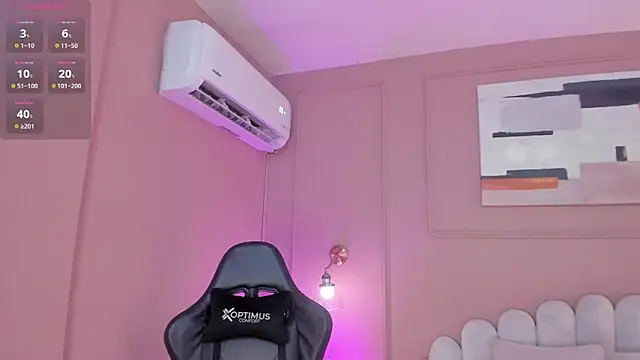 Snapshot of mara_brooks chatting on 10-12-25, 06:51 mara brooks online show from 10-12-25, 06:51