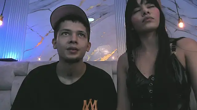 Snapshot of kendalltaylorr chatting on 10-10-25, 01:32 kendalltaylorr online show from 10-10-25, 01:32