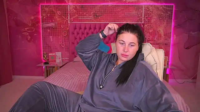 ArianaDarkk online show from 10-09-25, 07:45