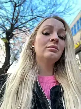 Teya moon  online show from 12-03-24, 10:39