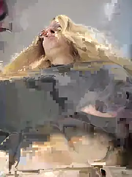 Teya moon  online show from 01-09-25, 10:41