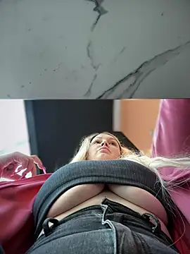 Teya moon  online show from 01-27-25, 11:43