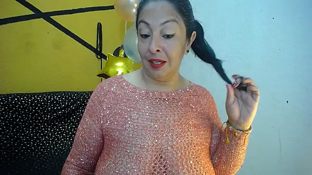 Catalina JH online show from 01-06-25, 04:55