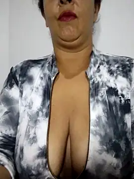 Catalina JH online show from 03-07-25, 05:40