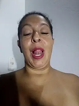 Catalina JH online show from 03-08-25, 09:50