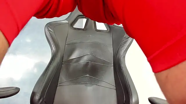 Snapshot of Bryan_Bronx chatting on 03-06-25, 05:33 Bryan Bronx online show from 03-06-25, 05:33