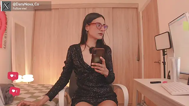 DanyNova Co online show from 04-24-26, 09:17