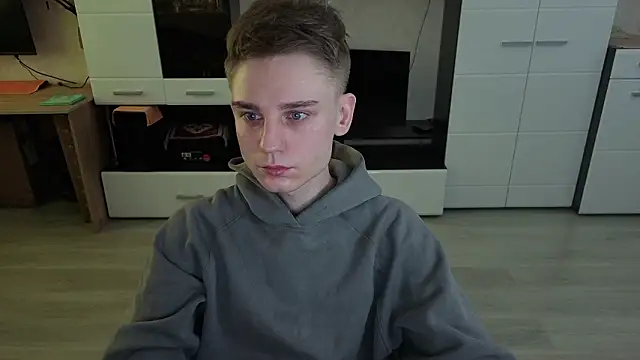 angryzan online show from 02-19-26, 05:14