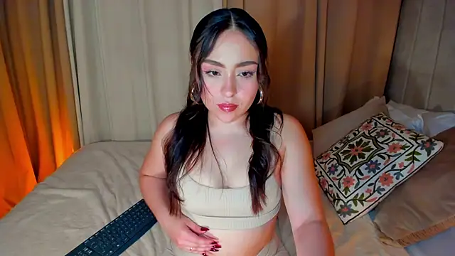SofiMeza online show from 02-22-25, 03:47