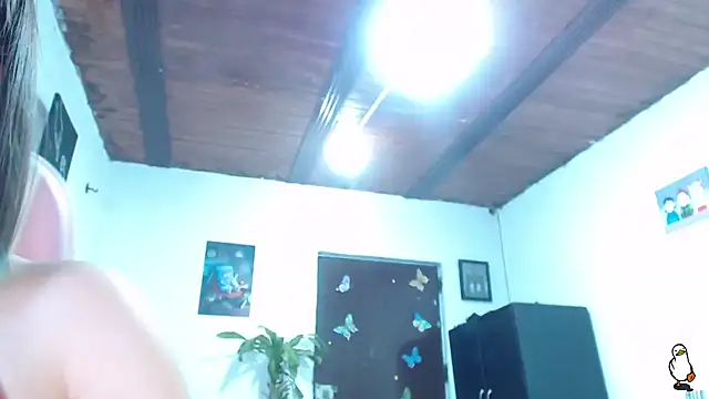 Snapshot of littleangel1_m chatting on 05-26-26, 09:44 littleangel1 m online show from 05-26-26, 09:44