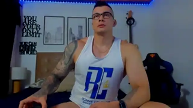 seancarreraa online show from 11-06-25, 05:14