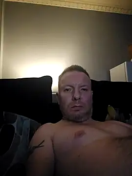 Snapshot of walker1979 chatting on 10-18-25, 12:13 walker1979 online show from 10-18-25, 12:13