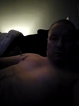 Snapshot of walker1979 chatting on 02-12-26, 10:27 walker1979 online show from 02-12-26, 10:27