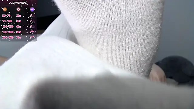 MakiimaStar online show from 10-25-25, 04:42