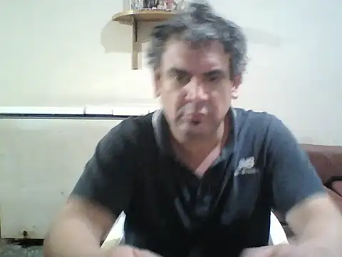 Snapshot of Rodrigo_happy chatting on 12-05-25, 01:58 Rodrigo happy online show from 12-05-25, 01:58
