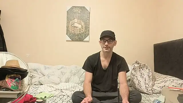 hailzeffn online show from 12-21-25, 10:50