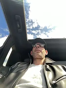 hailzeffn online show from 04-28-26, 07:41