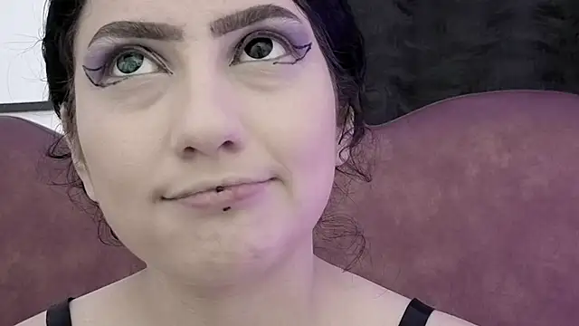 sophy rock online show from 04-28-26, 04:34