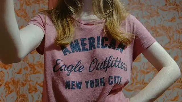 strawberrysmoothie online show from 12-12-24, 04:37