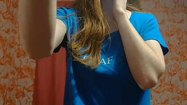 strawberrysmoothie online show from 02-22-25, 01:33